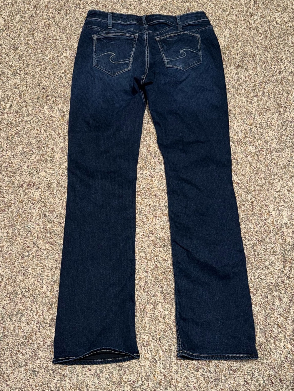 Women's size 34 jeans women's 14 Dark Blue Bootcut Jeans suki cut silver jeans - Picture 2 of 8